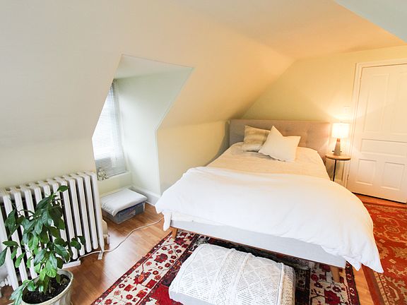 2nd image of 30 E Willow Grove Ave #3