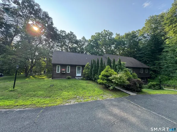239 Old Farms Road #16E, Avon, CT 06001