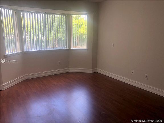 5th image of 401 SW 85th Ave APT 203