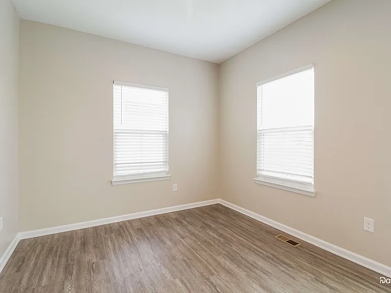 3944 Applegate Ct — Photo 9