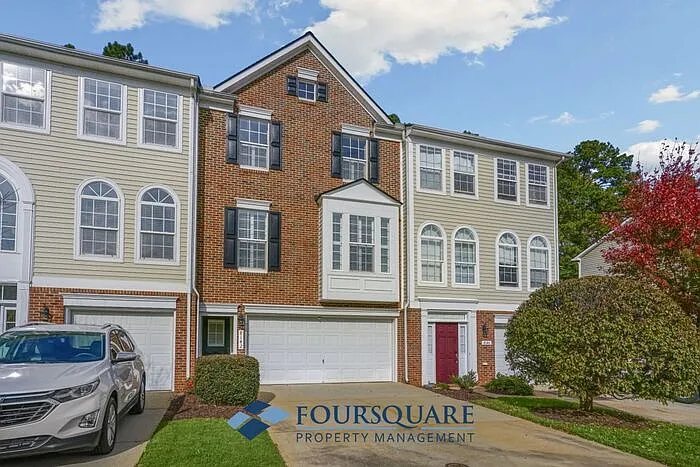 Building Photo - 8142 Upper Lake Dr