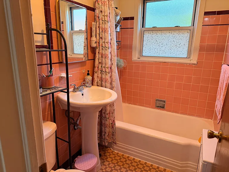 6551 N California Ave #2 — Photo 6