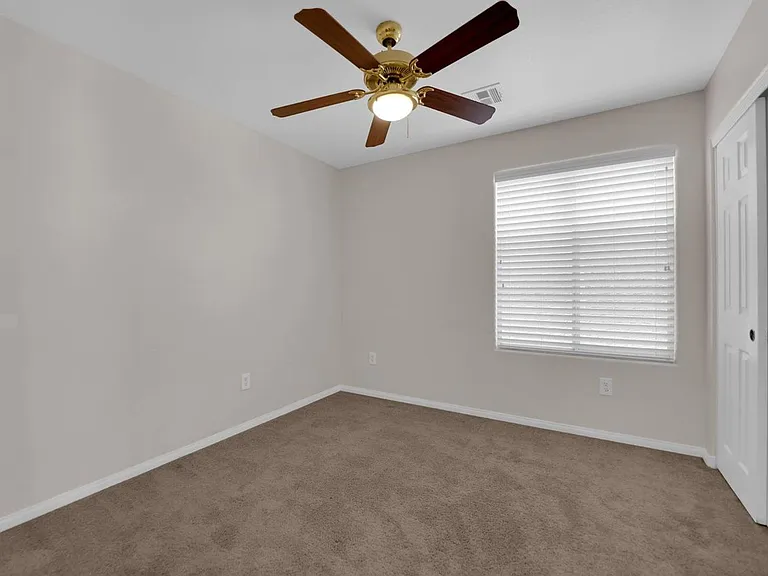 7861 Juniper Forest St — Photo 5