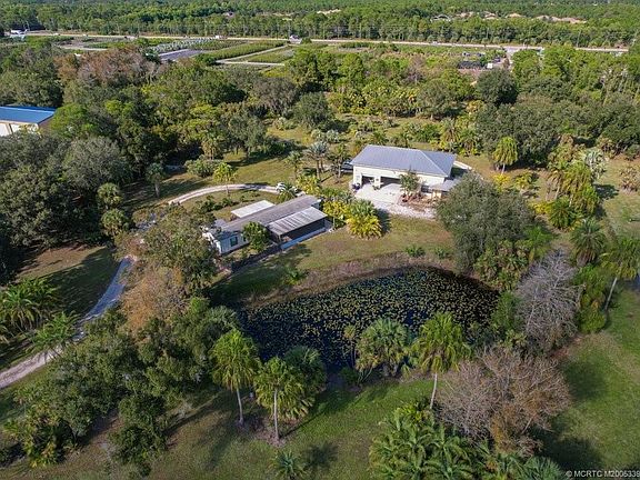 5th image of 5601 SW Sunshine Farms Way