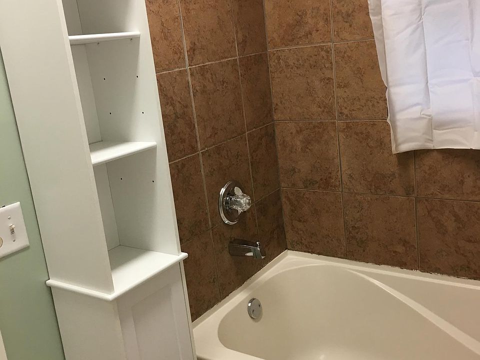 1st image of 3462 S 15th St