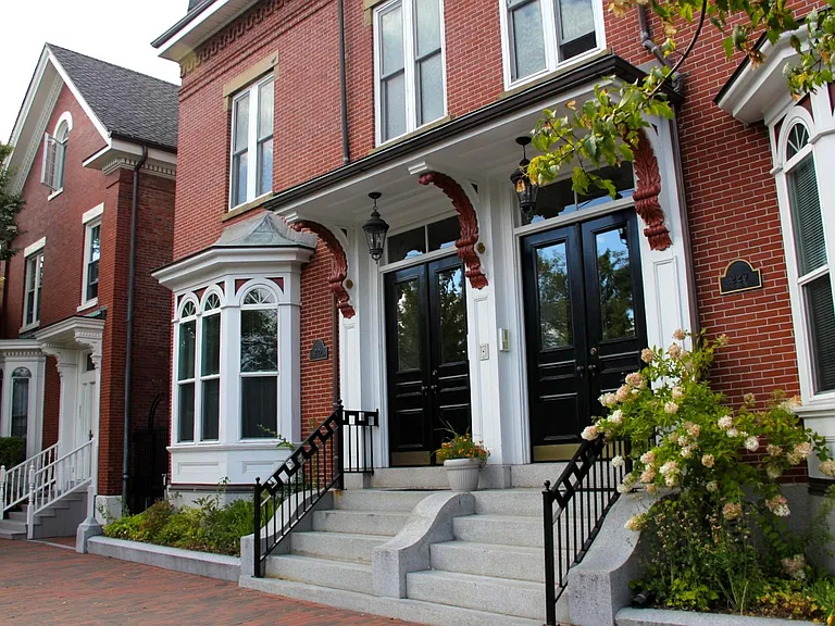229 Cumberland Ave #4 — Photo 1