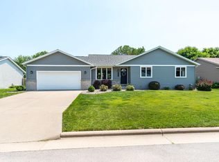 905 3rd Ave E, Holmen, WI 54636