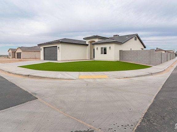 2nd image of 10864 E 46th Pl