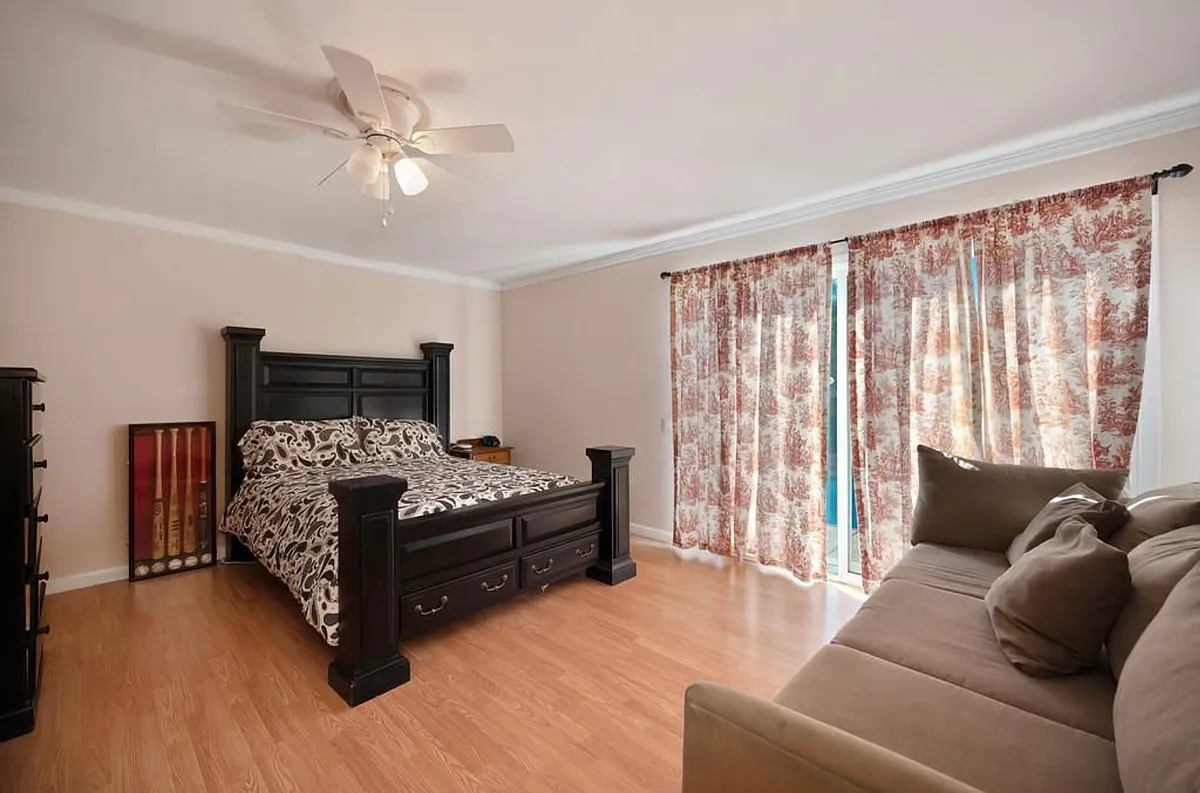 Building Photo - 9349 Blue Oak Dr