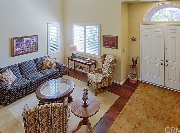 4th image of 41002 Langerfield Ct