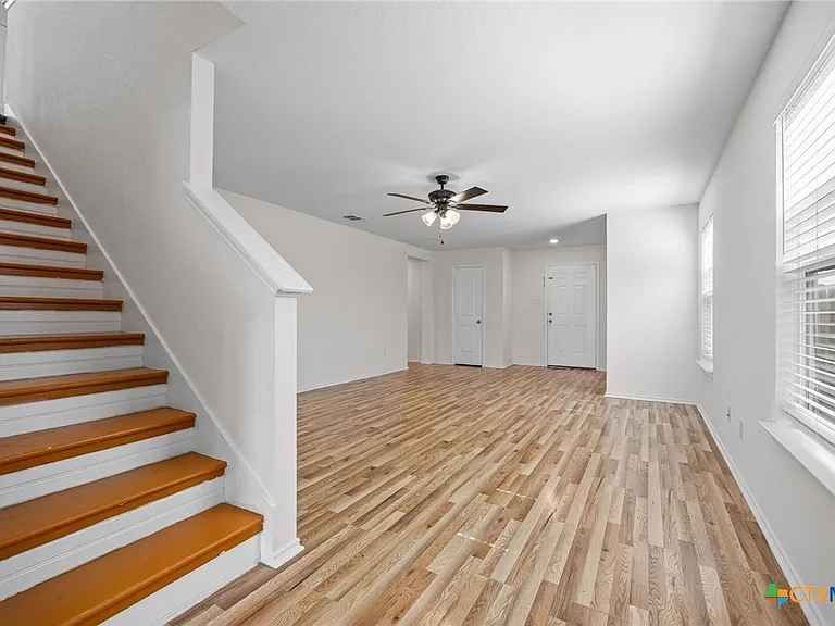 14212 James Buchanan St — Photo 4