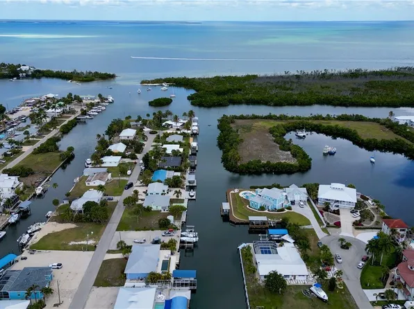 16057 Bowline St, Bokeelia, FL 33922