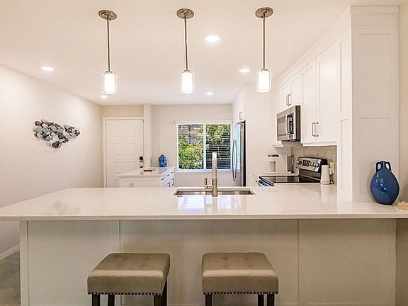 5th image of 3032 Sandpiper Bay Cir