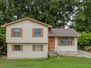 5942 Sierra Dr, Norcross, GA 30071