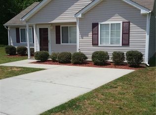 4104 Kennison Village Dr, Winston Salem, NC 27127