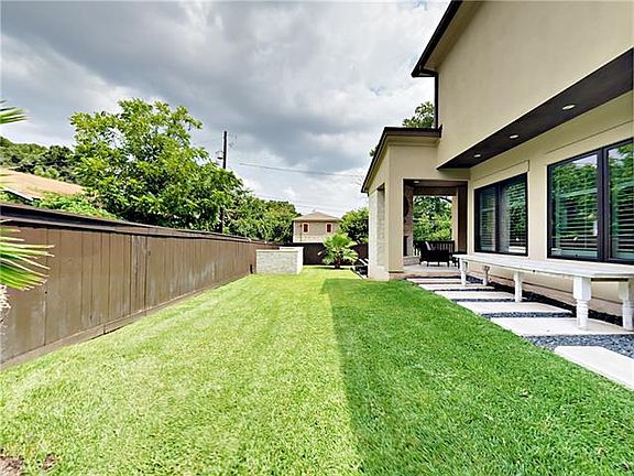 4th image of 1504 Inglewood St #A