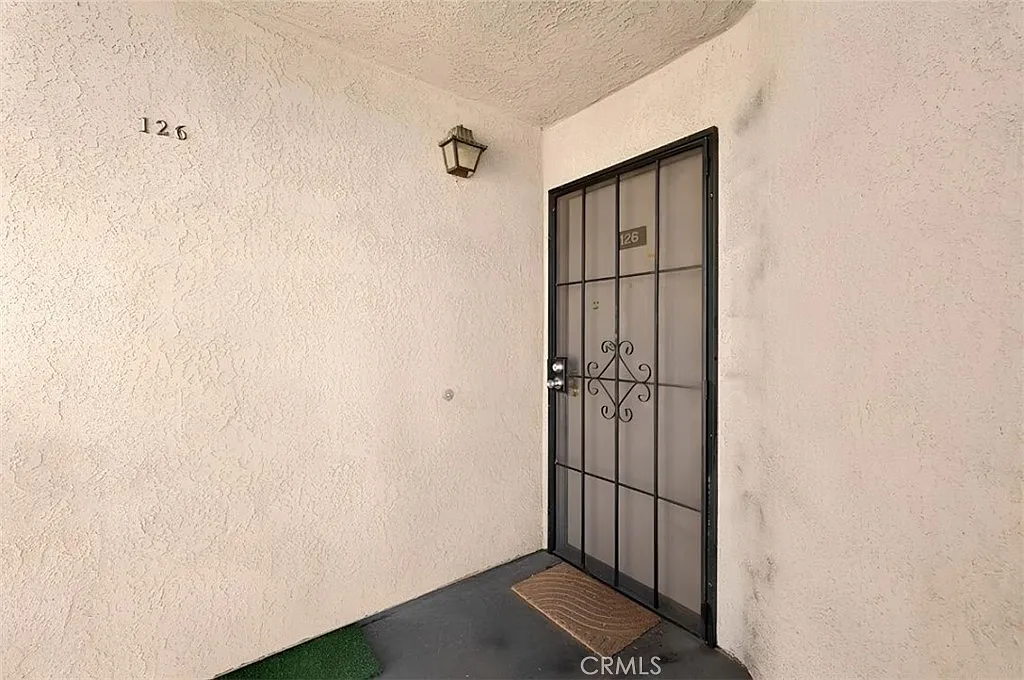 1 bed, 612 sqft, $2,000 — Photo 2