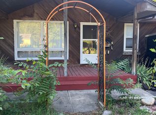 271 Reynolds Rd, Springfield, MI 49037