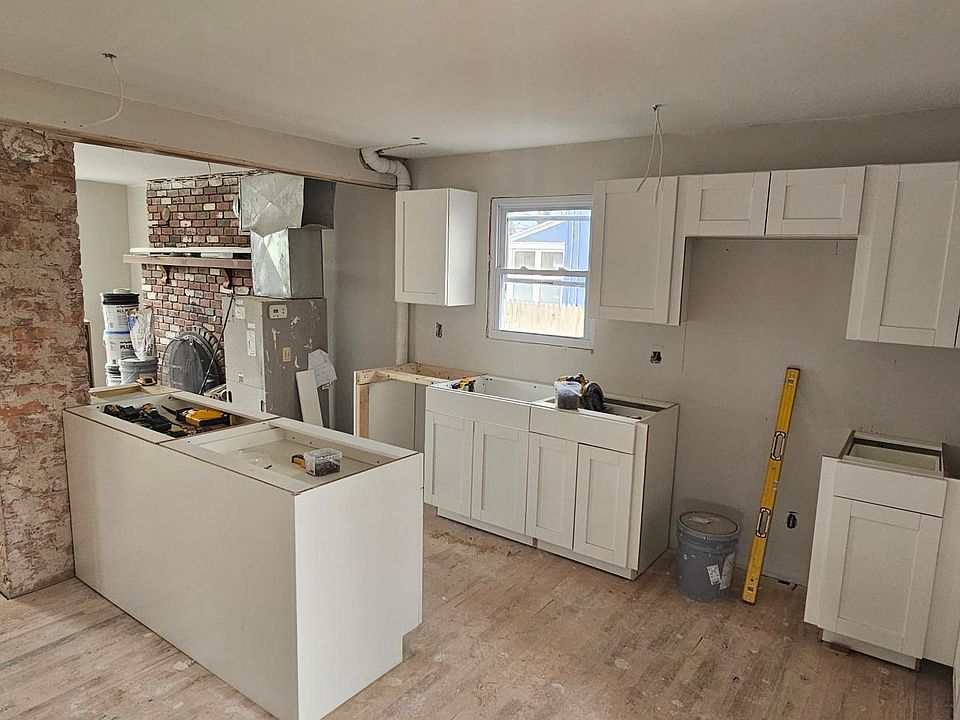 131 Bradley Ave, Hamden, CT 06514 Zillow