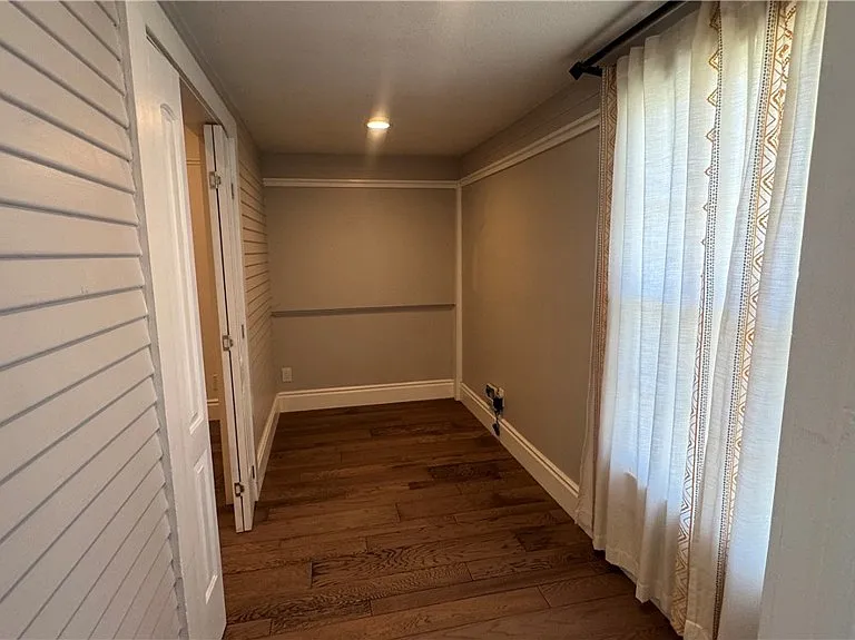 222 S 1st Ave — Photo 18