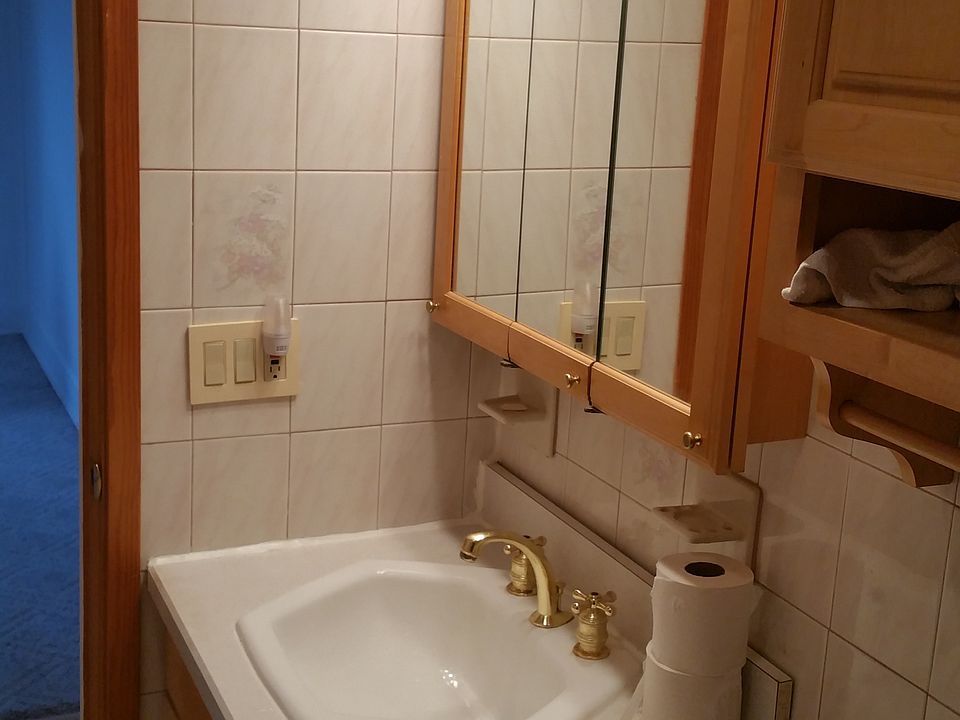1st image of 245 Woolley Ave #1