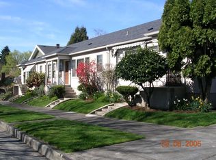 3349 SE Washington St, Portland, OR 97214
