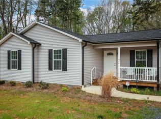 948 Mack Rd, Asheboro, NC 27205