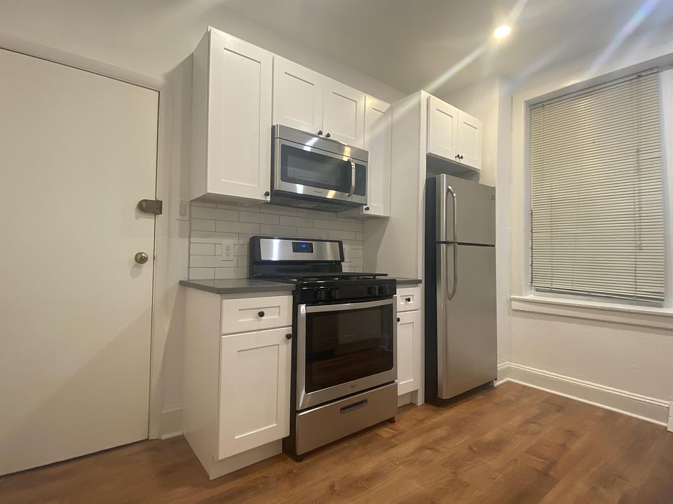 1st image of 336 Lombard St APT 312
