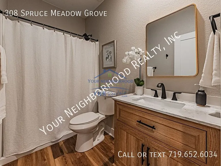 308 Spruce Meadow Grv — Photo 23