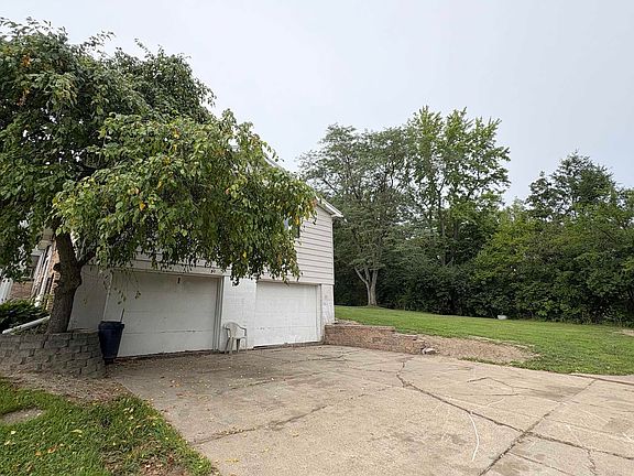 4th image of 412 Kerfoot St