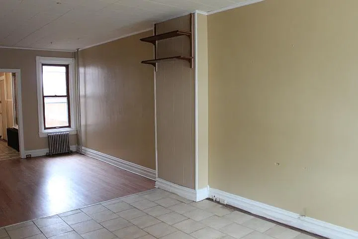 735 1/2 N Lunber St — Photo 3