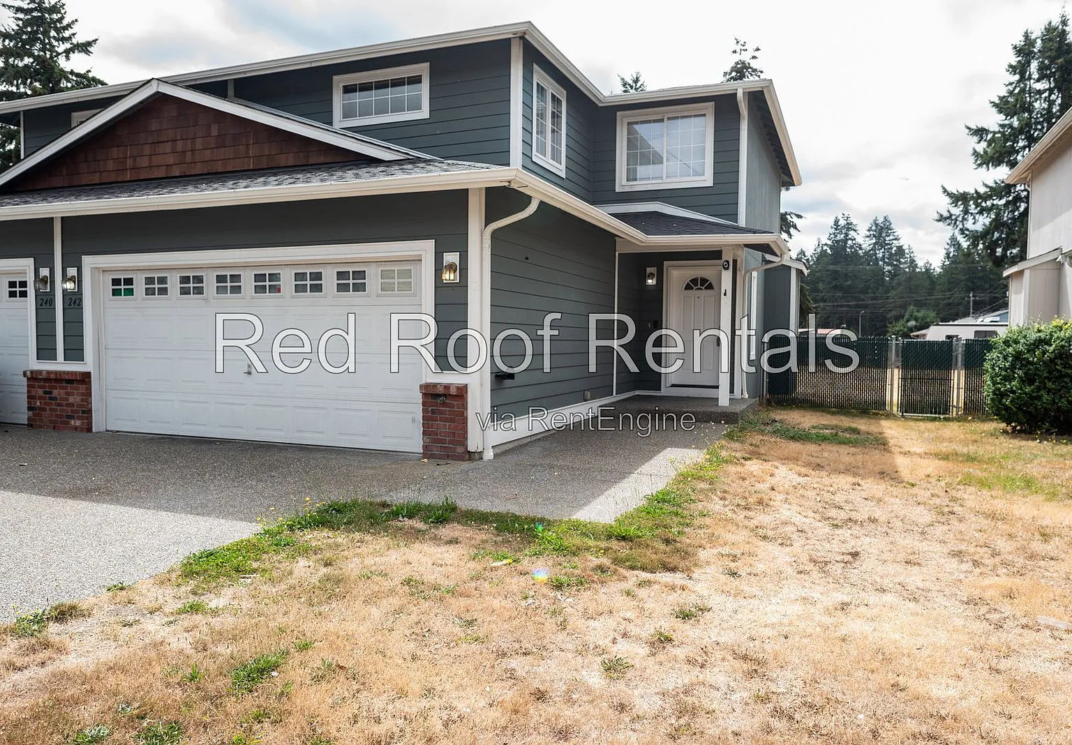 3 bed, 2.5 bath, 1400 sqft, $2,200 — Photo 3