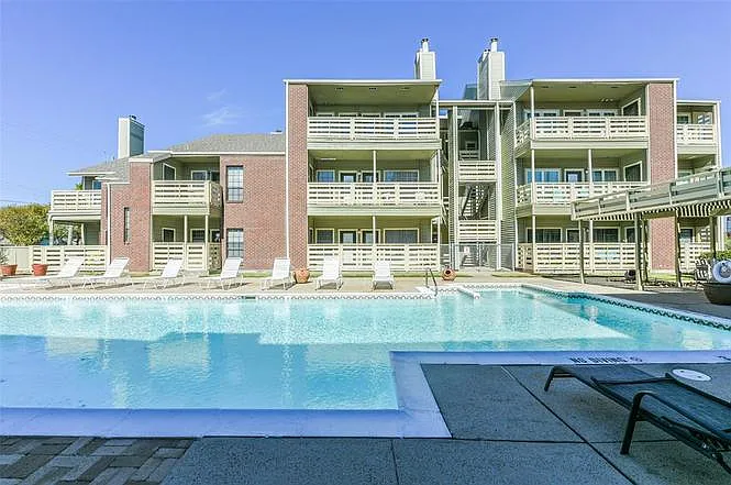 500 Ferry Rd — Photo 16