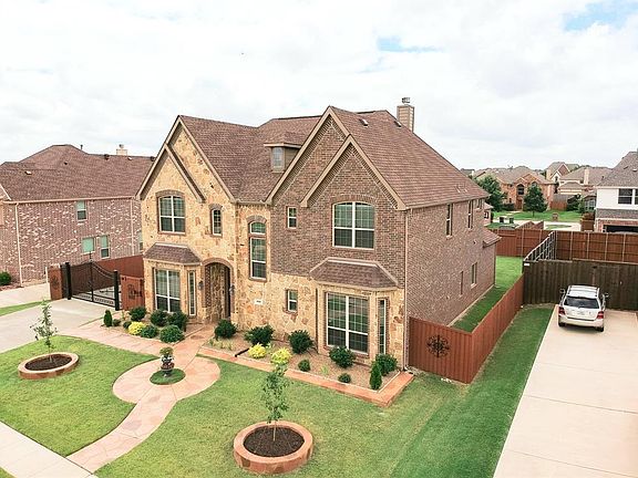 3rd image of 650 Wyoming Dr