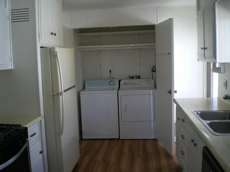 101 San Mateo Cir — Photo 6