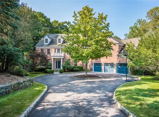 46 Manor Pond Ln, Irvington, NY 10533