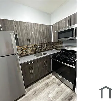 2 bed, $2,500 — Photo 3