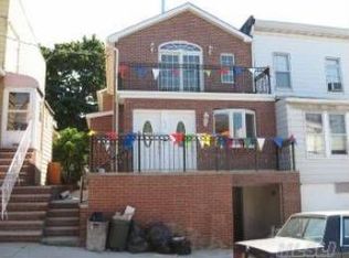 6612 Jay Ave, Maspeth, NY 11378