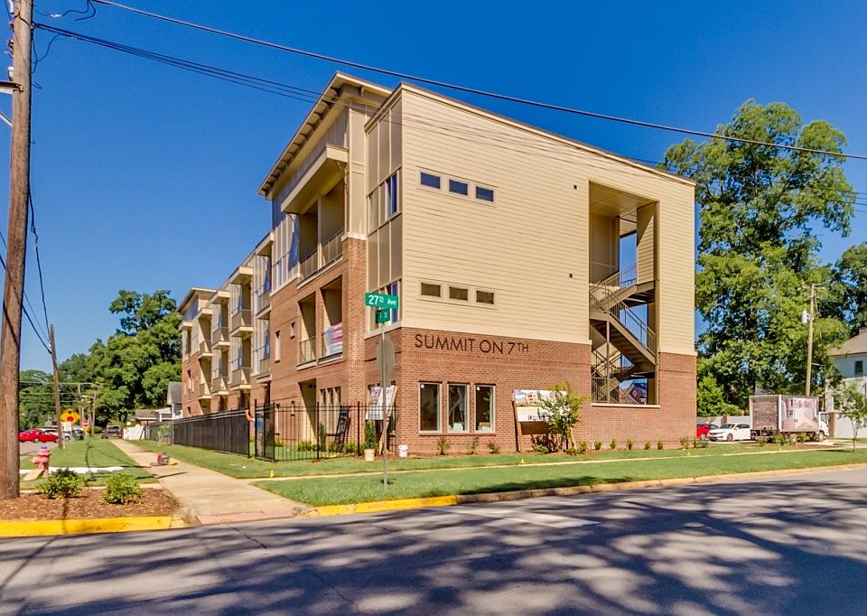 1st image of 2708 7th St Unit 305