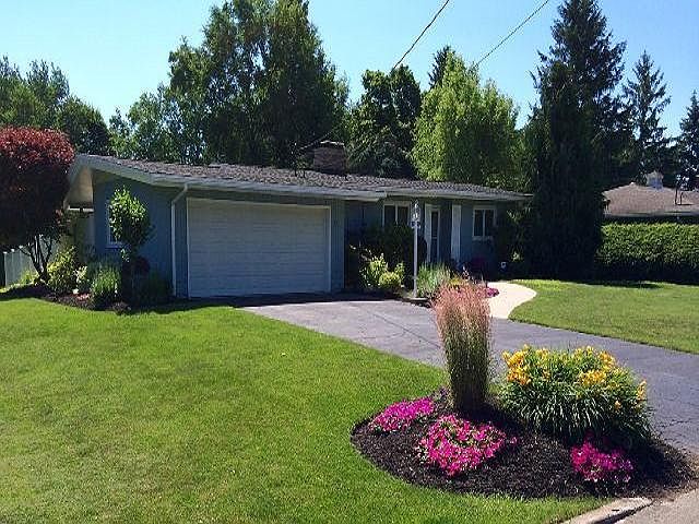 1st image of 52 Pleasantview Dr