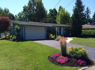 52 Pleasantview Dr, Jamestown, NY 14701