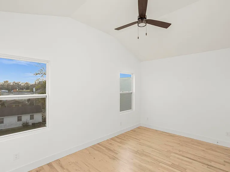 11A Garden St #A — Photo 13