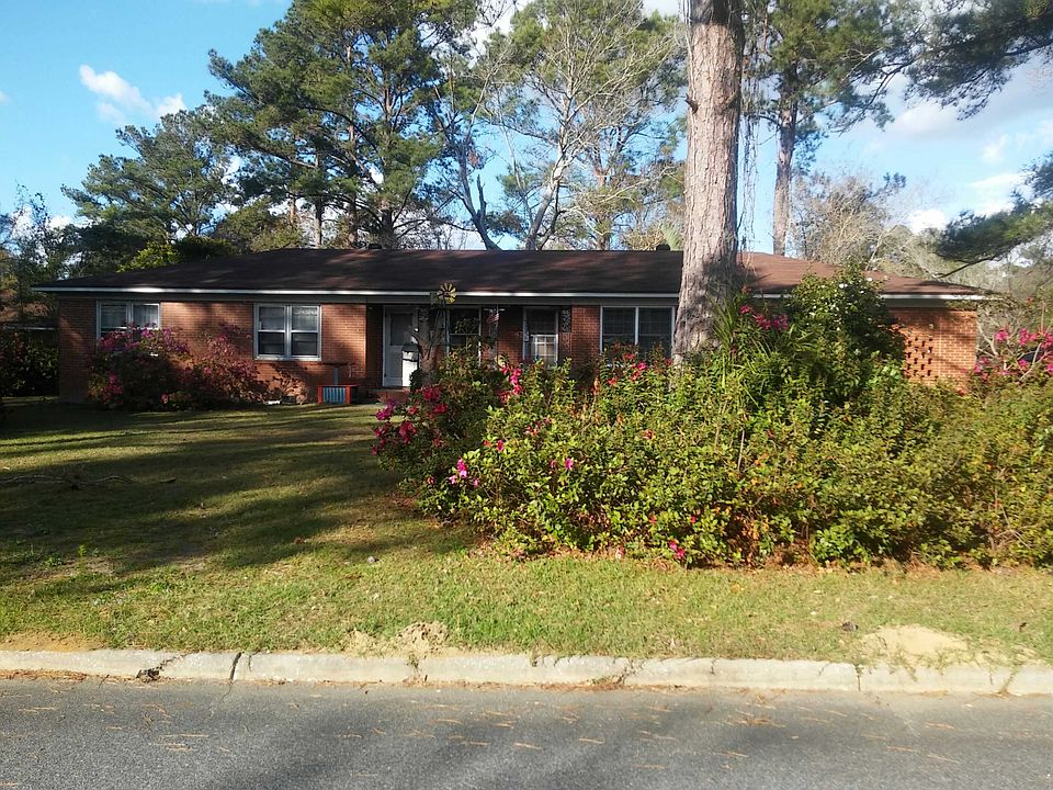 1st image of 3892 Camellia Dr