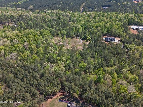 2nd image of 302 Goodwyne Rd