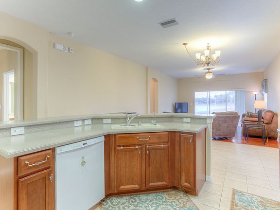4th image of 12007 Citrus Leaf Dr