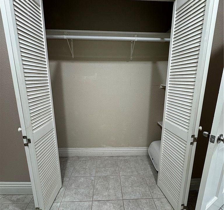 1st image of 117 N Harbor View Ave #117
