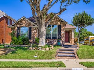 5452 Buckskin Dr, The Colony, TX 75056