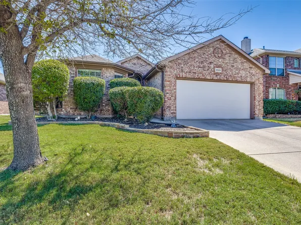 2028 Frosted Willow Ln, Fort Worth, TX 76177