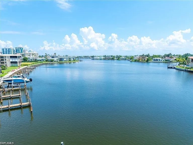 3070 Gulf Shore Blvd N #103 — Photo 9