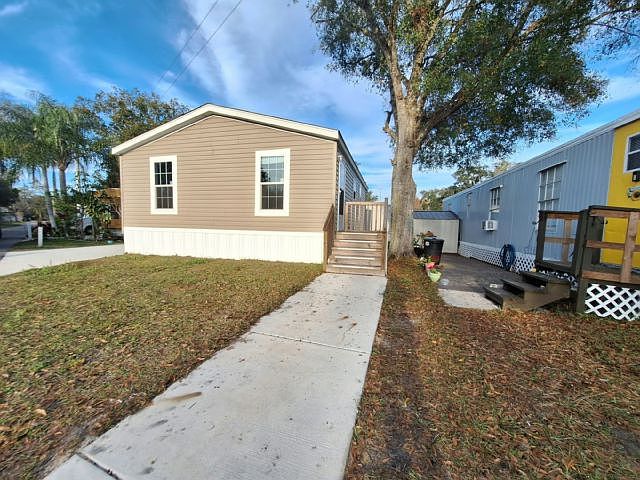 1st image of 1651 Semon Dr #4